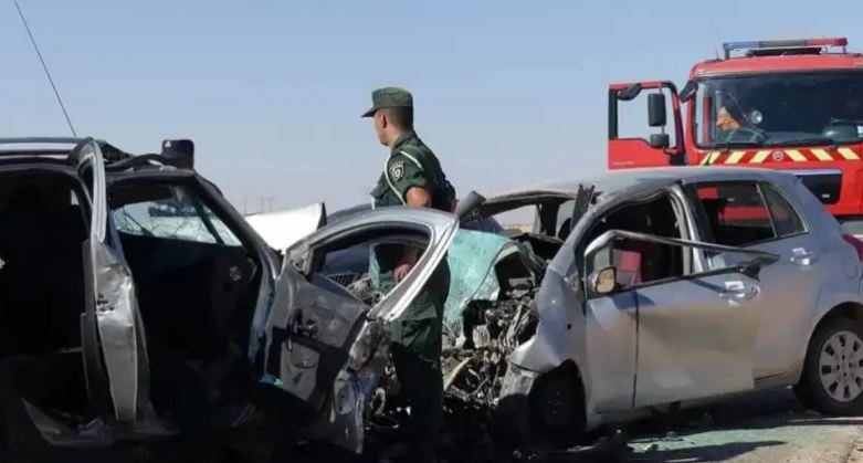 963.jpg